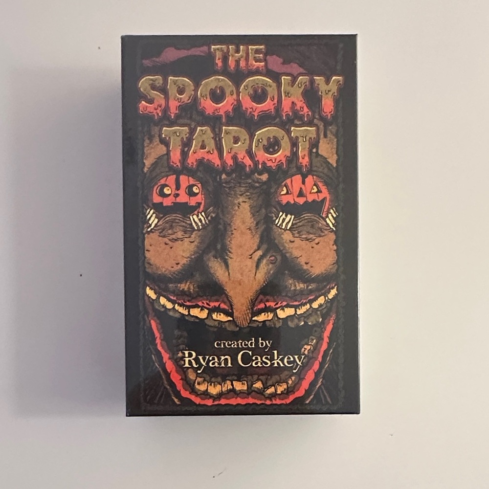 The Spooky Tarot Deck